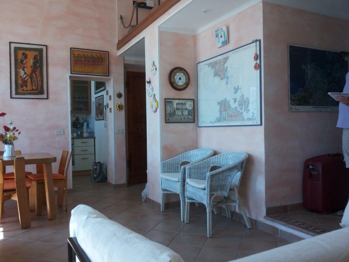 Vila Casa Vacanze Della Maddalena La Maddalena  Exteriér fotografie