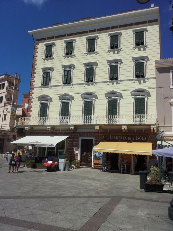 Vila Casa Vacanze Della Maddalena La Maddalena  Exteriér fotografie